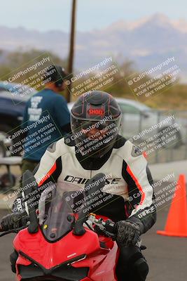 media/Mar-20-2023-Moto Forza (Mon) [[d0bbc59e78]]/Around the Pits/